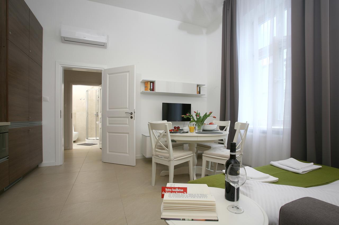 As Smart Apartment Old Town Cracovia Exterior foto
